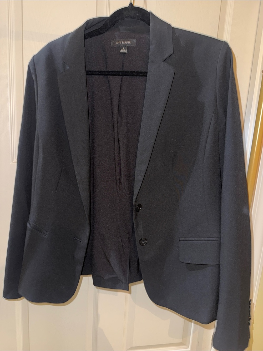 Ann Taylor Black Tailored Single-Breasted Blazer